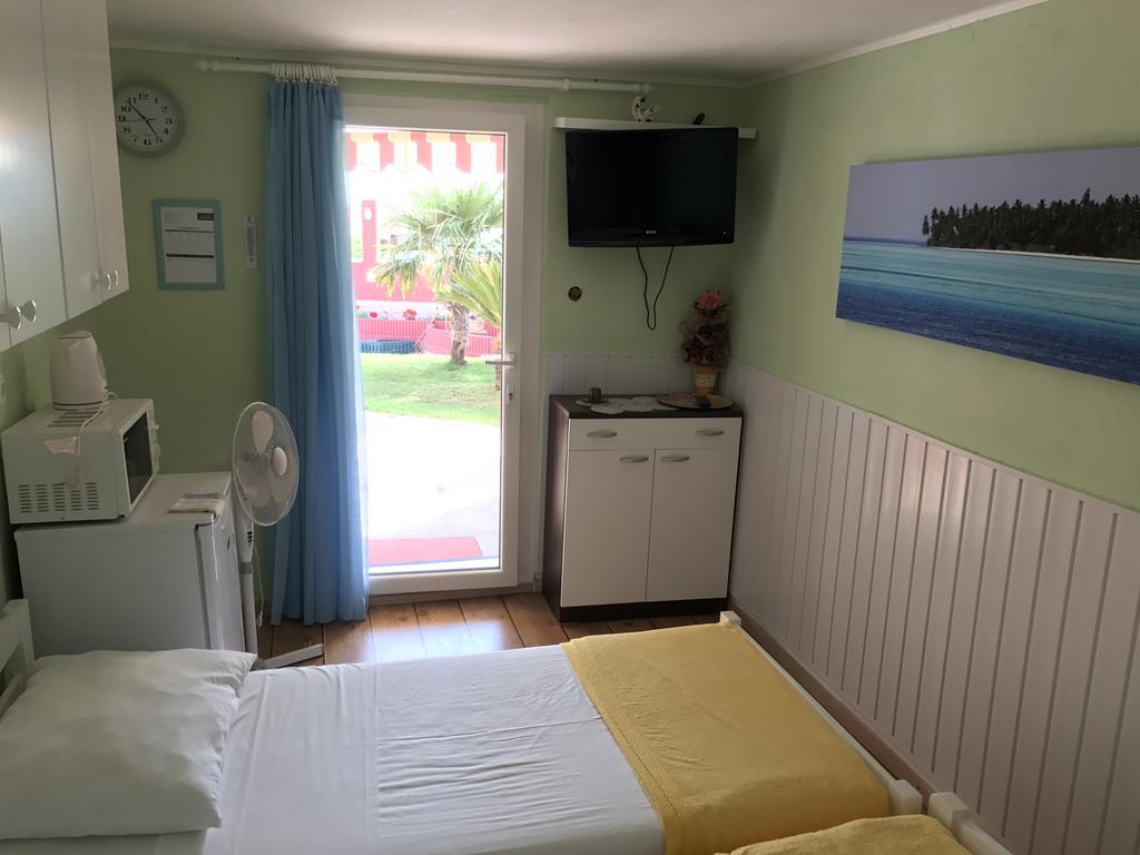 Apartments Villa Stella Maris Rogoznica  Εξωτερικό φωτογραφία